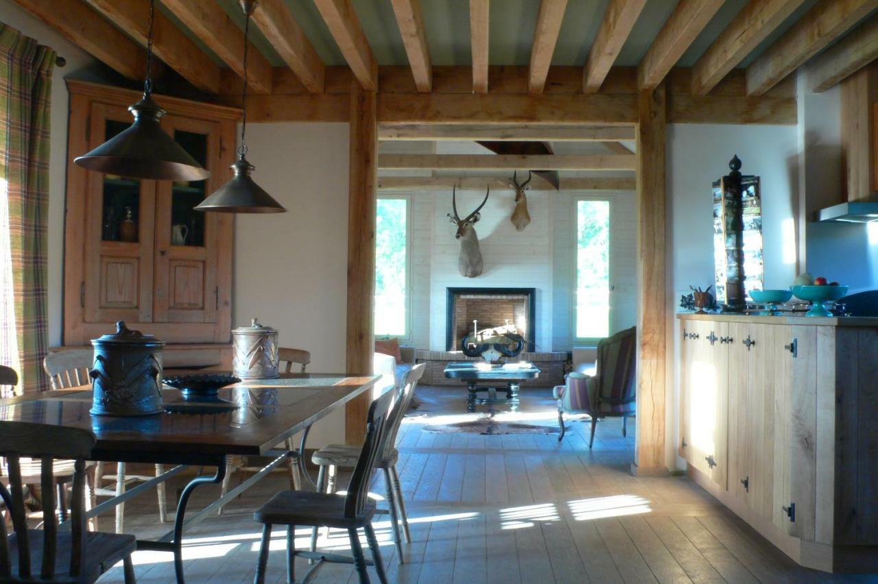 Lodge Saint-Hymer Extérieur photo